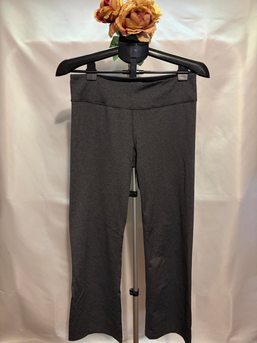 Kirkland Signature Women's Charcoal Gray Flare Leggings